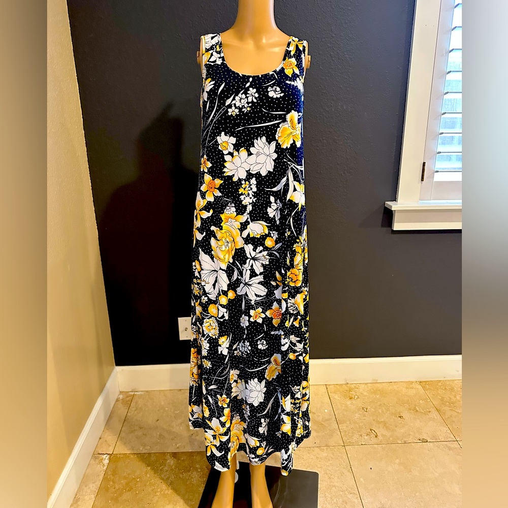 Women’s Dresses, SJS Maxi Dress, Sz S, New, Never Worn